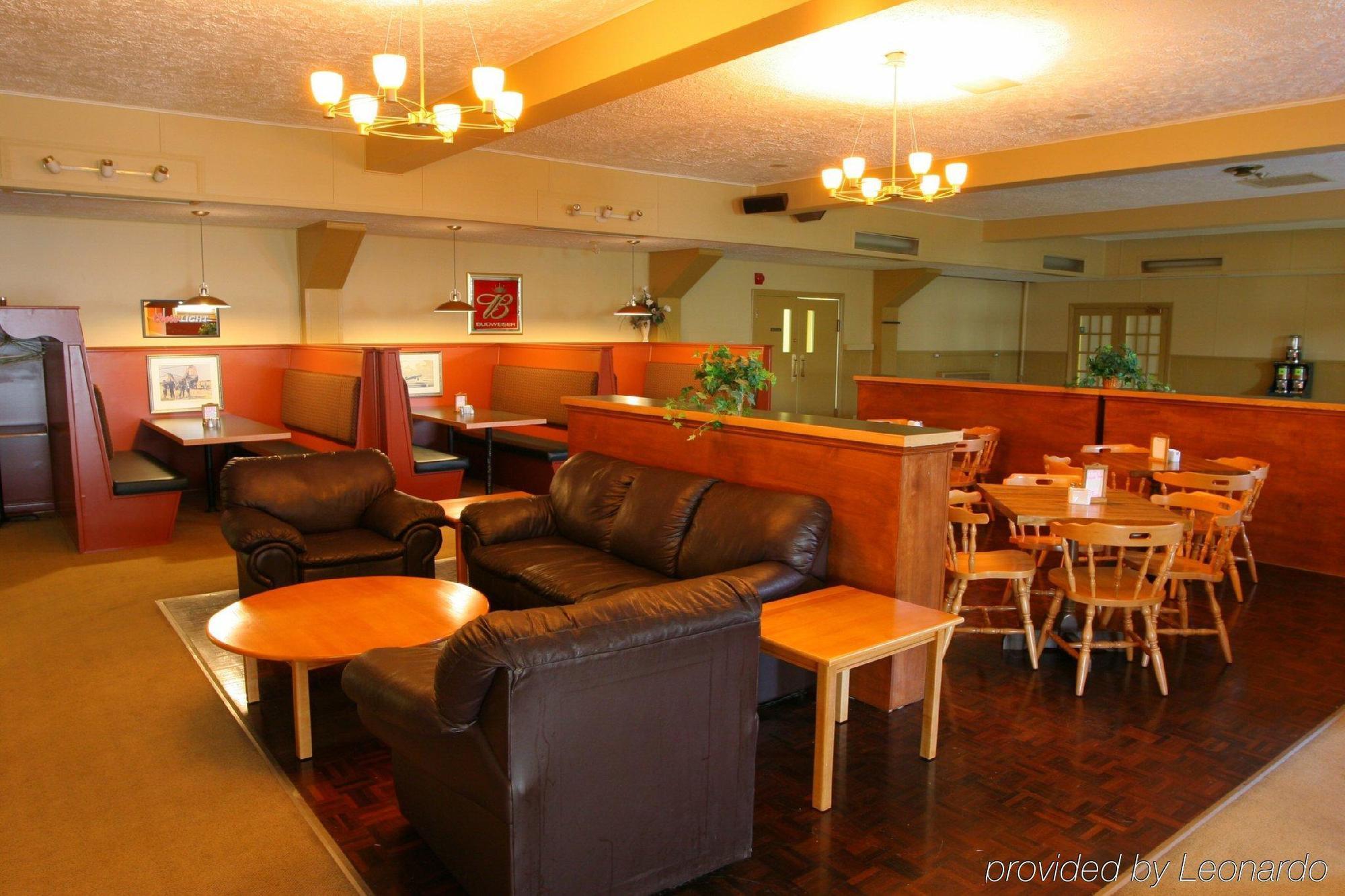 Slemon Park Hotel & Conference Centre Summerside Restaurant photo