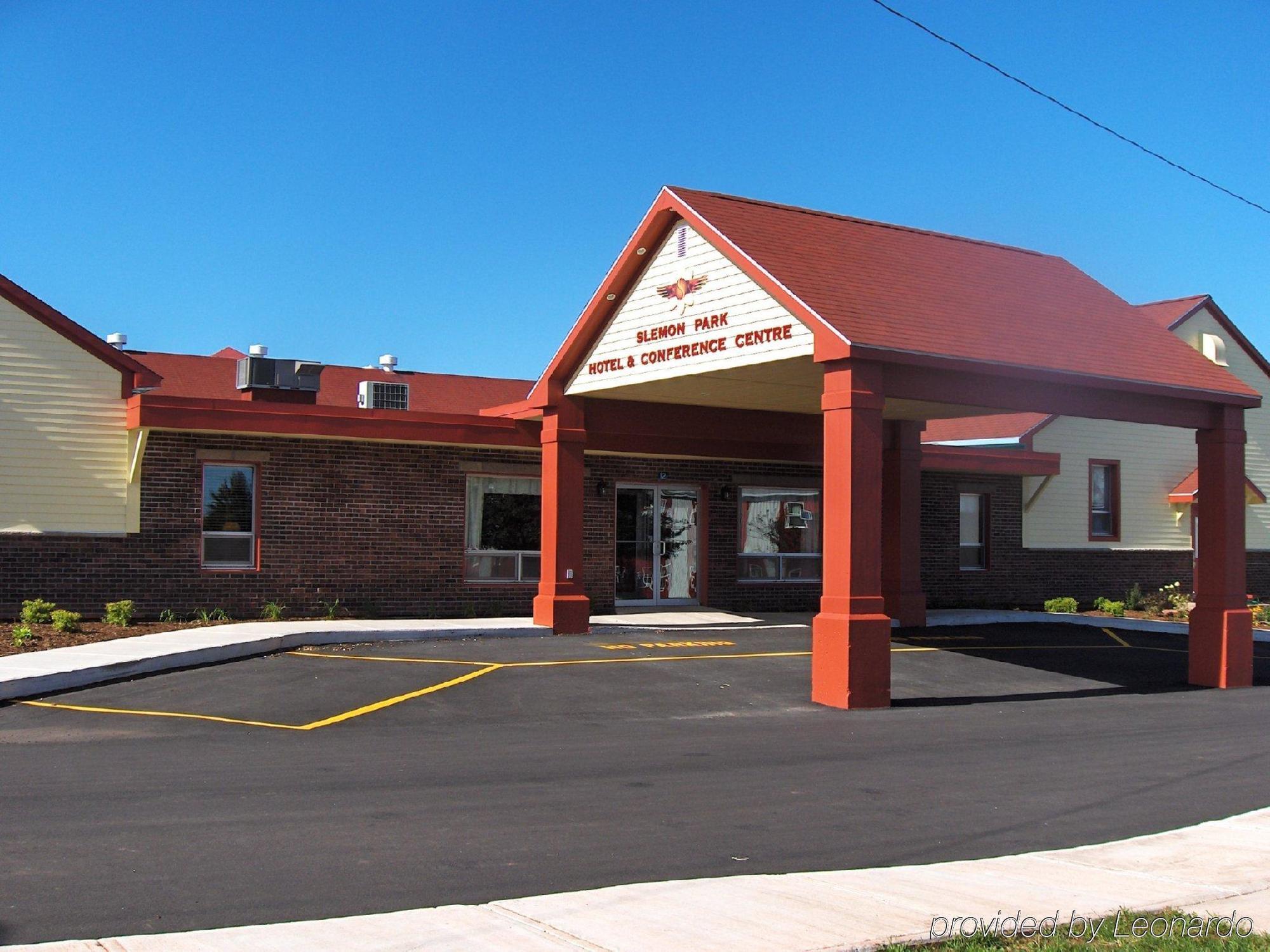 Slemon Park Hotel & Conference Centre Summerside Exterior photo