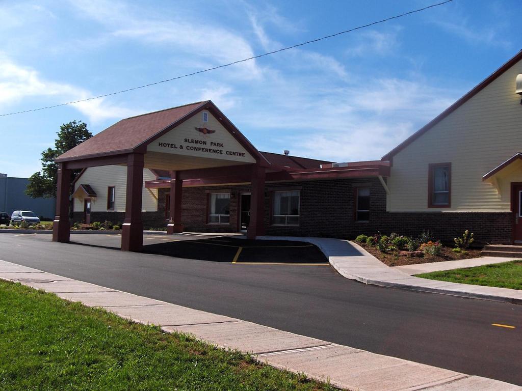 Slemon Park Hotel & Conference Centre Summerside Exterior photo